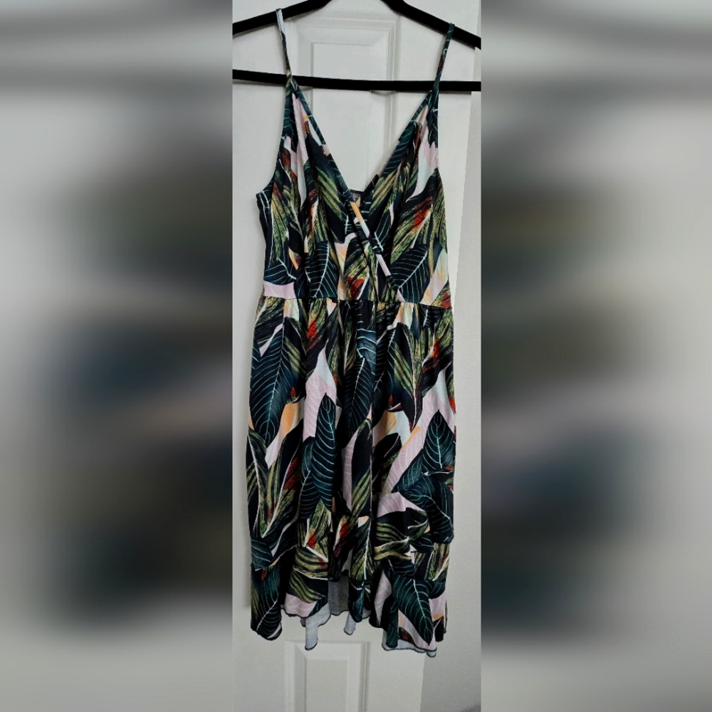 Short flowy dress